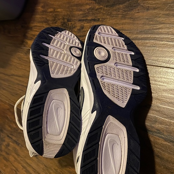 Authentic Nike Men”s Sneakers size11 NWOT - Picture 11 of 11